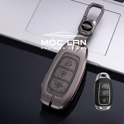 Bộ ốp kim loại mặt da +lưng da mix móc khoá dây da logo Hyundai