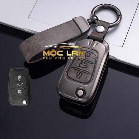 Bộ ốp kim loại lưng da lộn dập chìm logo + móc khoá KIA