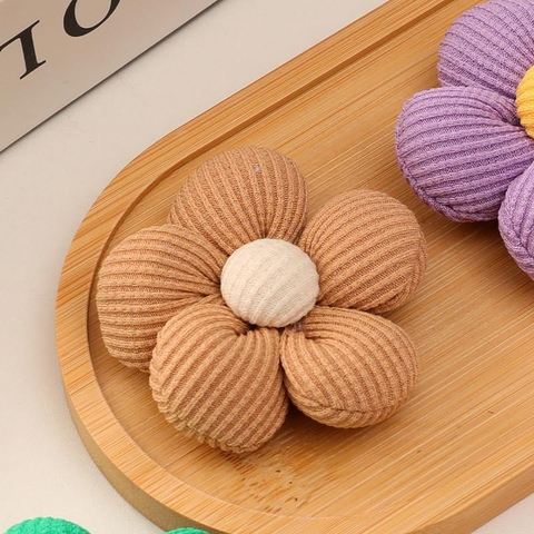 Phụ kiện icon hoạt hình chất liệu cao su và vải bông gắn đa dạng