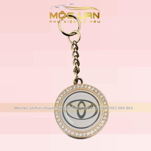 Mặt dây chuyền móc khóa đính đá có logo hãng