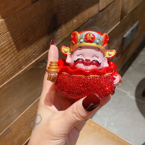 Ông thần tài đính đá trang trí taplo ô tô ( mẫu thấp)