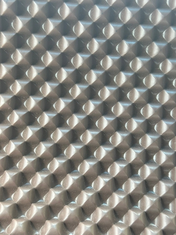 Thảm lót sàn cao su tổ ong 4 màu - Dài 9Mx Rộng 1.2M - Mẫu Cũ