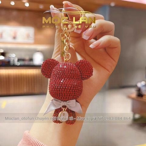 Móc khoá gấu đá chân ngắn trang trí balo túi xách