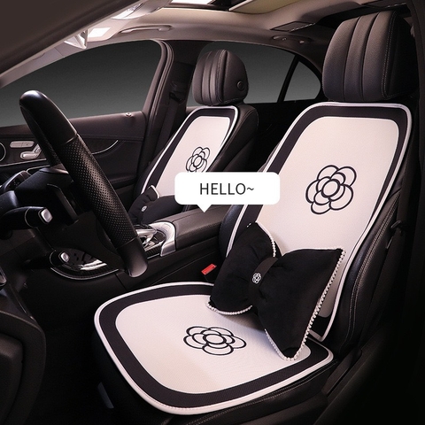 Lót ghế tản nhiệt thêu logo hoa trà CAMILLIA cao cấp - Kẻ ô