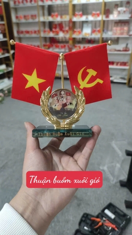 Bộ Cờ Đảng Và Cờ Tổ Quốc Trang Trí Xe Ô Tô, Văn Phòng Bàn Làm Việc