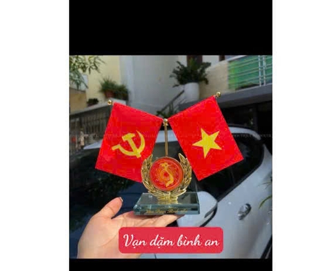 Bộ Cờ Đảng Và Cờ Tổ Quốc Trang Trí Xe Ô Tô, Văn Phòng Bàn Làm Việc
