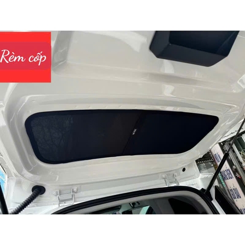 Rèm Che Nắng Nam Châm Chuẩn Fom Theo Xe