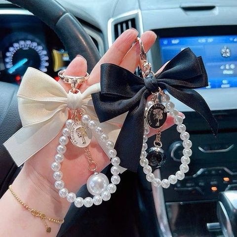Móc Khóa Hình Nơ Đính Ngọc Trai - Phụ Kiện Ô Tô Túi Xách Thời Trang