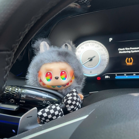 Gấu Bông LABUBU phụ kiện trang trí móc khoá, cần số, cần gạt nước, đai an toàn...