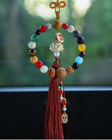 Khánh Treo Xe ô tô Phật Thích Ca Hoa Sen Vòng Tròn Ngọc Gỗ Hoàng Dương Thơm