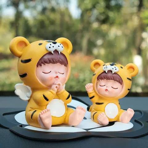 Gia đình hổ vàng decor trang trí taplo ô tô , bàn học