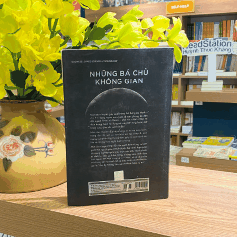 Những bá chủ không gian (bìa cứng)239k