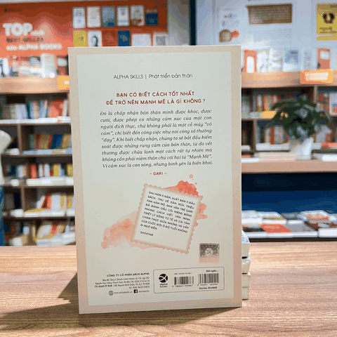 Đời ngắn đừng khóc hãy tô son 99k