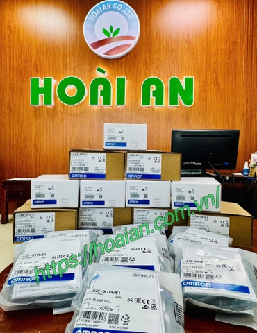 Cảm biến Omron E3JK-DR12-C 2M