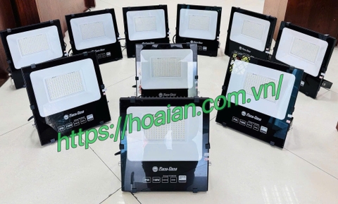 Đèn pha LED 150W Rạng Đông  CP06/150W