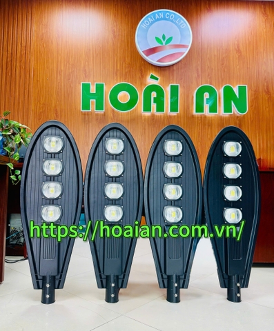 Đèn NLMT mẫu lá 200W