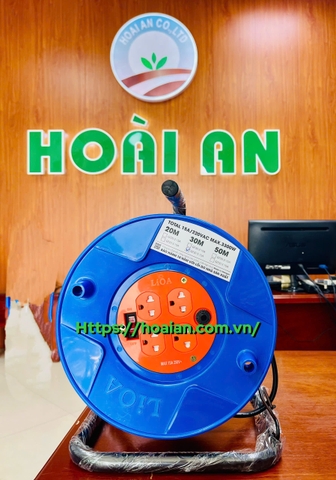 Ổ cắm quay Lioa QT30-3-15A