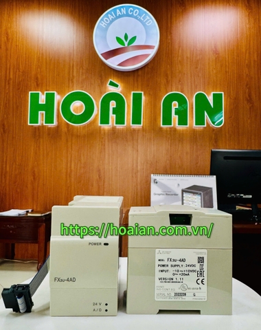 Module Mitsubishi FX3U-4AD