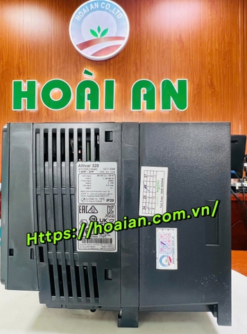Biến tần  Schneider ATV320, 1.5kW, 3P, 400V(Compact) ATV320U15N4C