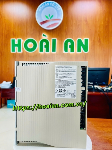 Bộ điều khiển Servo Yaskawa SGDV-330A01A