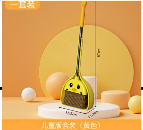 Đồ chơi chổi vịt vàng