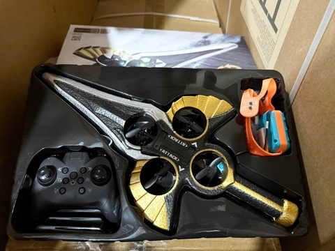 Kiếm bay có điều khiển bằng tay YH996