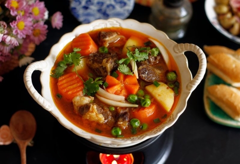 Cách Nấu Bò Hầm Khoai Tây Ngon, Đậm Đà, Thịt Mềm