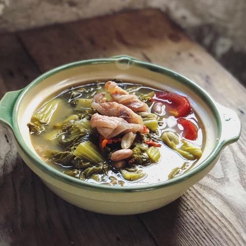 Cách nấu canh dưa bò đơn giản, thơm mát dễ chịu