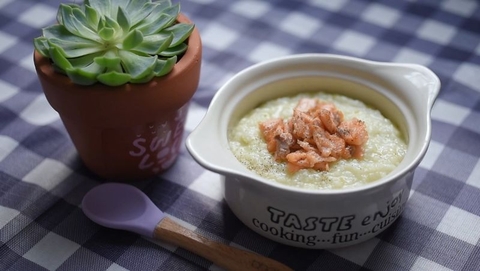 Tổng hợp 3 cách nấu cháo cá hồi ngon, không tanh