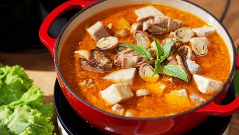 Làm lẩu vịt nấu chao thơm lừng, siêu hấp dẫn cho gia đình
