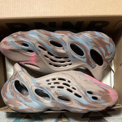 Giày ADIDAS YEEZY FOAM RNR