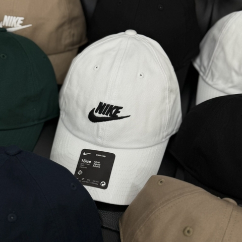 Nón Nike Trắng