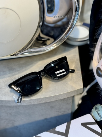 Kính One Brilliant Đen-OB195