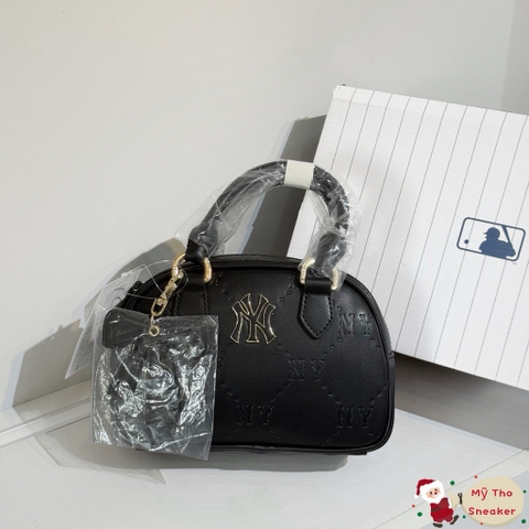 Túi MLB Black NY 7ACRM056NGP001 50BKS
