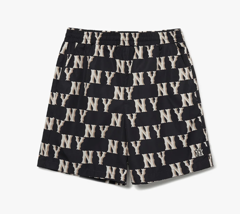 Quần shorts unisex ống rộng lưng thun Classic Monogram