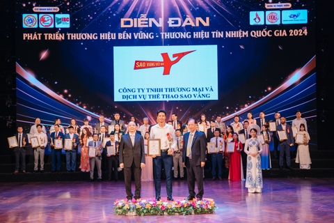 VINH DANH SAO VÀNG VIỆT NAM - TOP 10 THƯƠNG HIỆU PHÁT TRIỂN BỀN VỮNG QUỐC GIA 2024