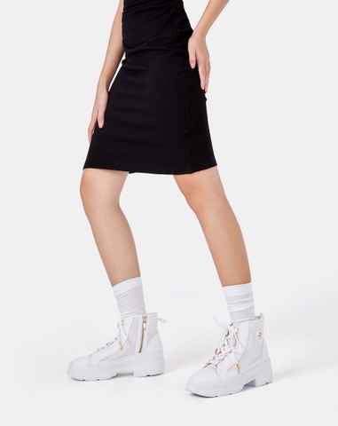 Sneaker Astronaut