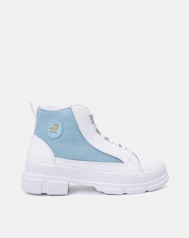 Sneaker Astronaut