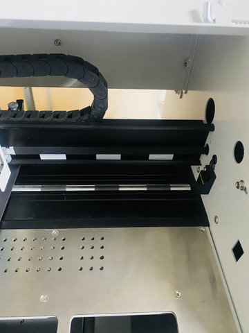 MÁY CẮT DECAL LASER TRẮNG