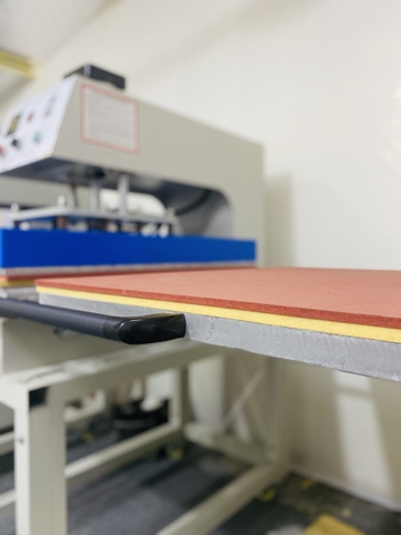 TẤM SILICON CHỊU NHIỆT KÍCH THƯỚC 60x80cm/8mm