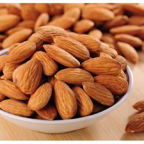 Lõi Hạnh Nhân Nguyên Hạt ( Hộp 500g )