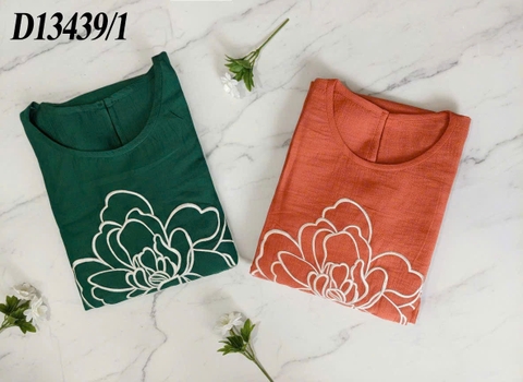 MCollection | Đầm Thường Ngày Phuom Suông Xốp Cát Dài Qua Gối Thuê D13439LW01