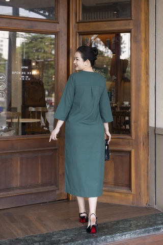 SWANLAKE | Váy Đầm Nữ Suông Vải Linen Thêu Hoa Cổ Tròn Tay Lỡ Có Túi Công Sở Thanh Lịch D13239LW01