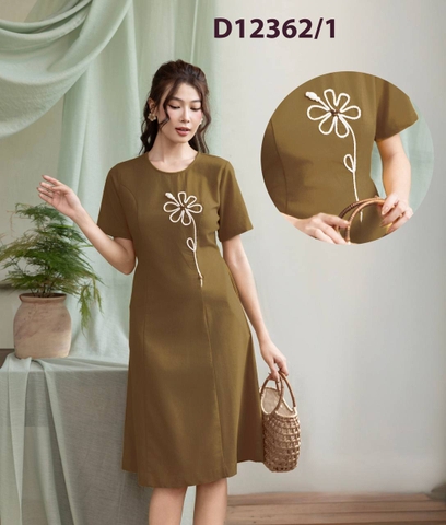 Đầm Tiệc Phom Suông Linen Dày Qua Gối Thêu Hoa - D12362/1
