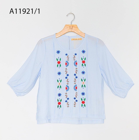 Áo Kiểu Tơ Cát Tay Lở Thêu Họa Tiết - A11921/1