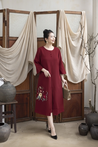 M COLLECTION | Đầm Thường Ngày Phuom Suong Lụa Dày Dài Qua Gối D13259LW01