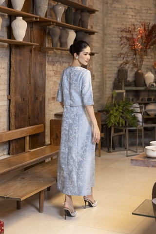 SWANLAKE | Váy Đầm Maxi Nữ Vải Gấm Hoa Tafta Cổ Tròn Tay Lỡ Có Túi Sang Trọng Đi Tiệc D13378LW01