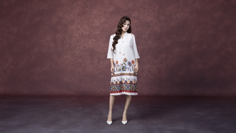 SWANLAKE | Váy Đầm Nữ Midi Tay Lỡ Cổ Sơ Mi Vải Lụa Dày In Hoa Có Túi Công Sở Dạo Phố D13263LW01