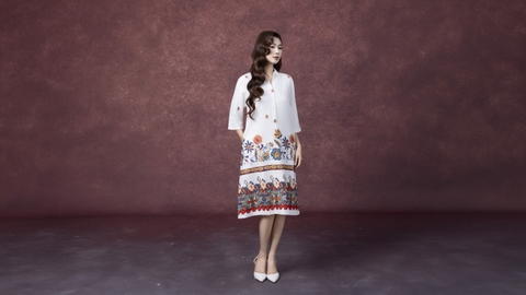 SWANLAKE | Váy Đầm Nữ Midi Tay Lỡ Cổ Sơ Mi Vải Lụa Dày In Hoa Có Túi Công Sở Dạo Phố D13263LW01