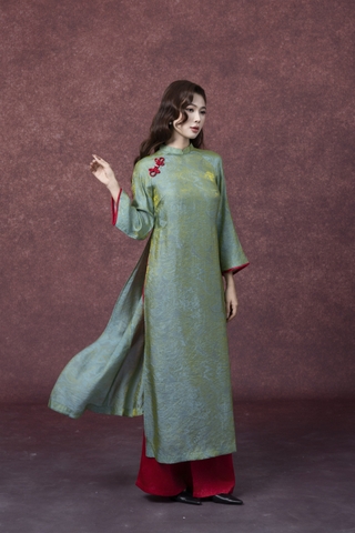 SWANLAKE | Áo Dài Tết Cách Tân Nữ Vải Gấm Cổ Trụ Tay Dài Rộng Dáng Suông Truyền Thống L13330LW01